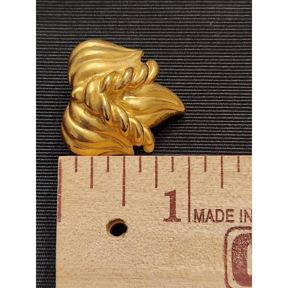 Vintage 1986 Mimi Di N Rare Gold-Tone Flames & Twist Clip-On Earrings - Signed
